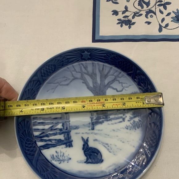 Royal Copenhagen Blue Winter Scene Plate - Picture 3 of 3